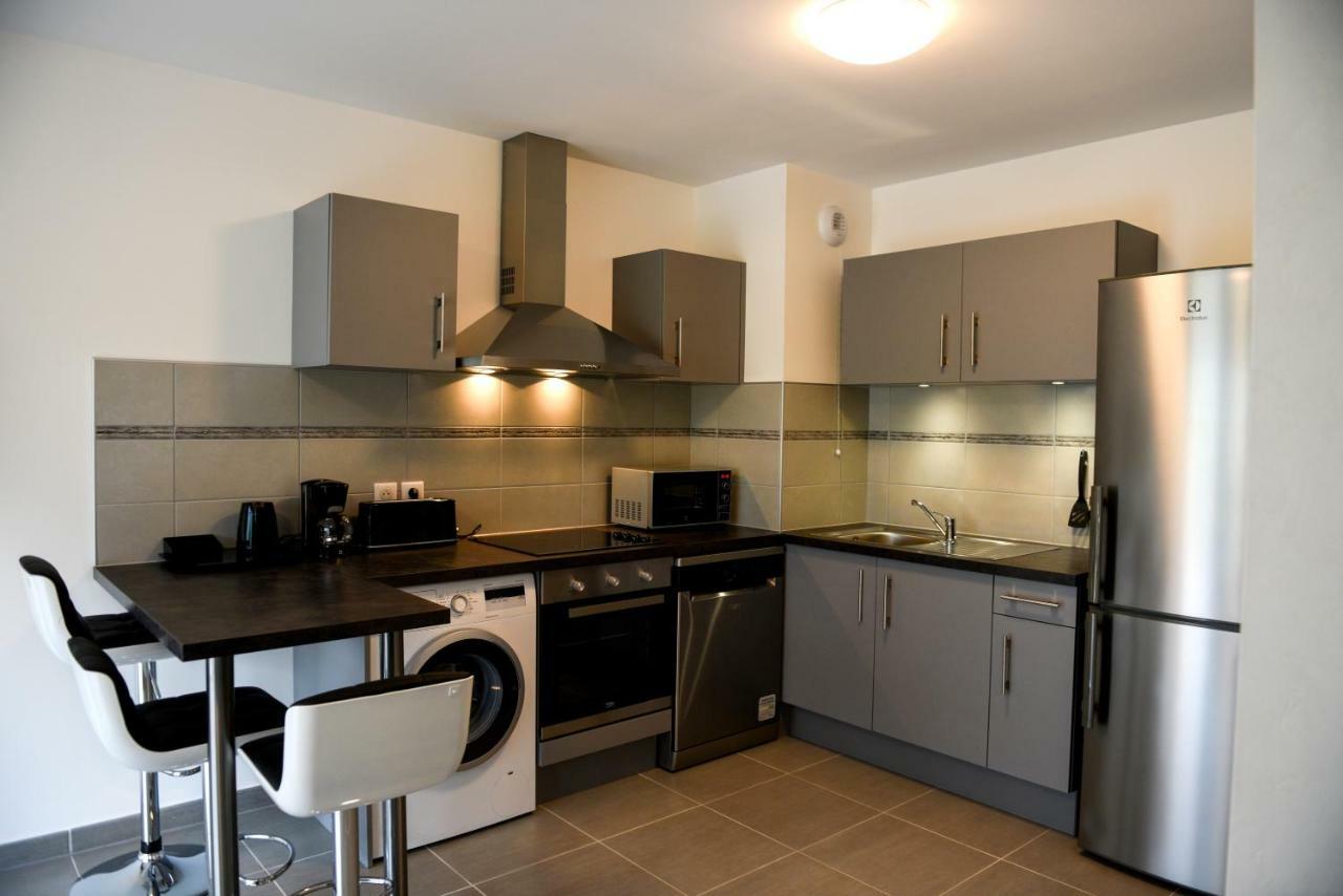 Appartement Au Pied Du Mont-Blanc ! Саланш Екстериор снимка