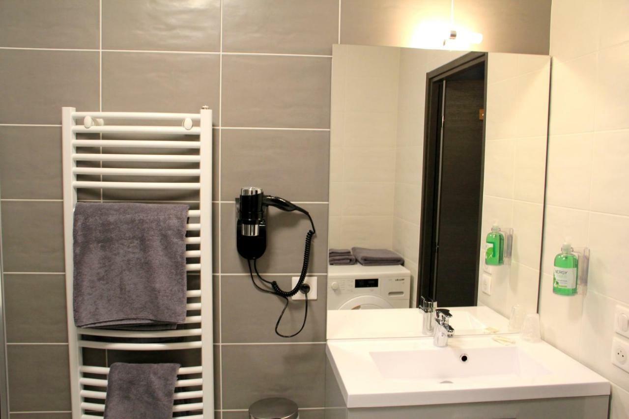 Appartement Au Pied Du Mont-Blanc ! Саланш Екстериор снимка